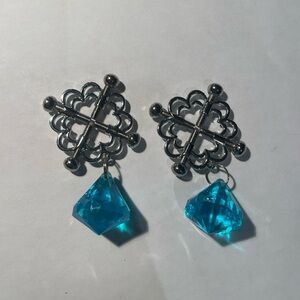Stainless Steel Screw On Blue Acrylic Faceted Dangle Nipple Clamp Body Jewelry